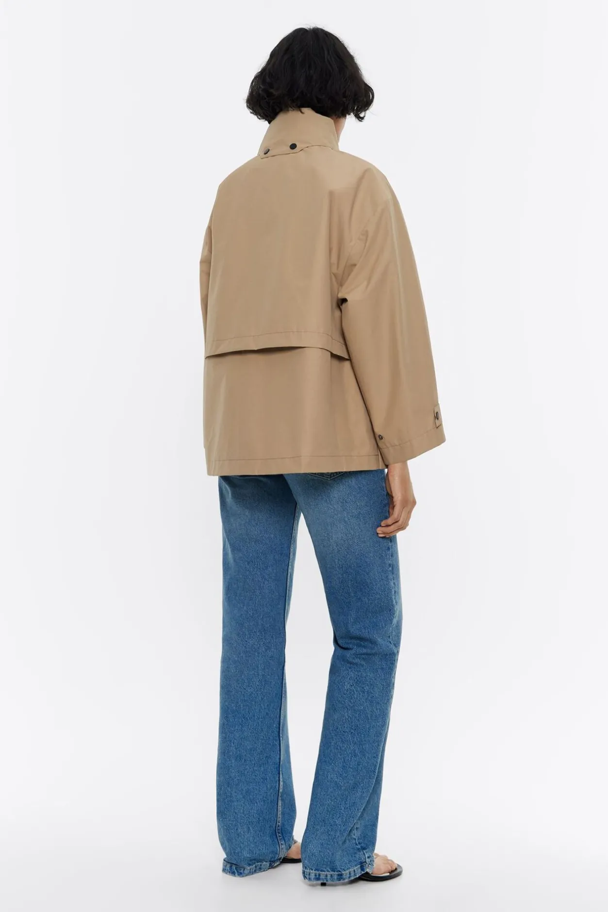 Outlet BIMBA Y LOLA Gabardina Linea A Corta Camel