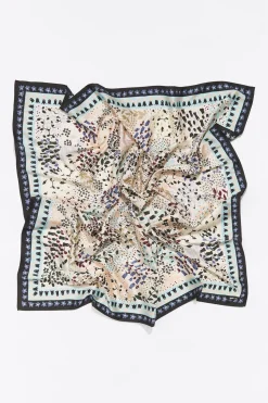 Shop BIMBA Y LOLA Panuelo Campanillas Gris